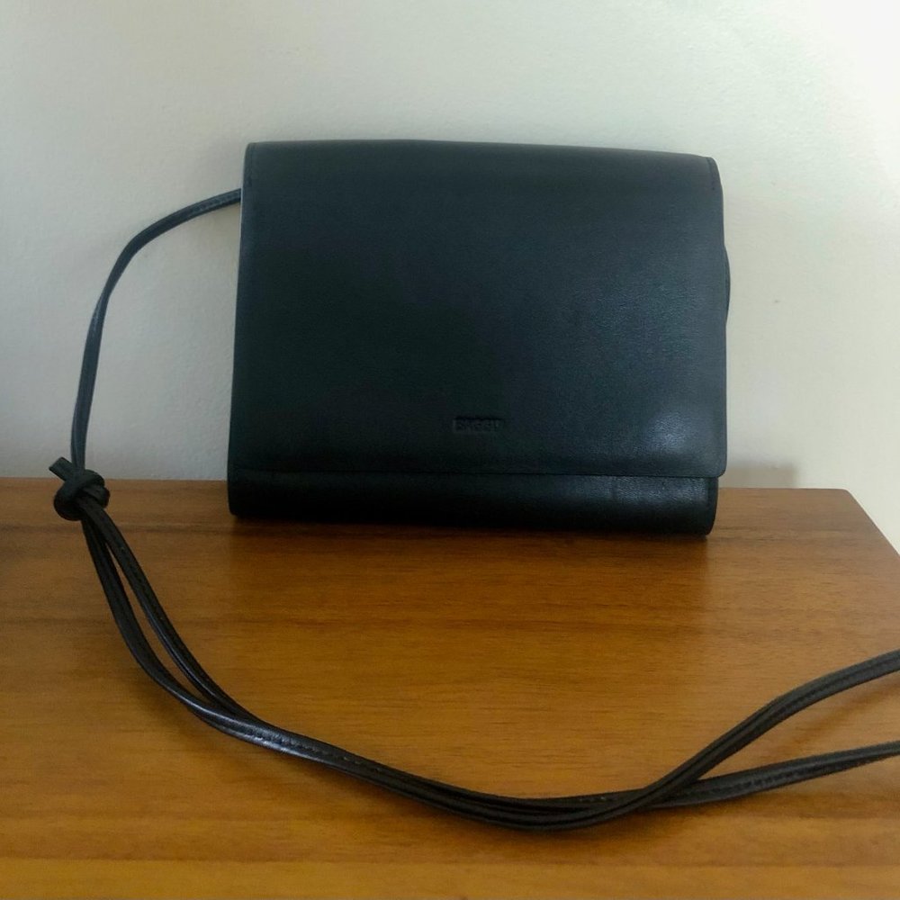 BAGGU Black Leather Crossbody Bag
